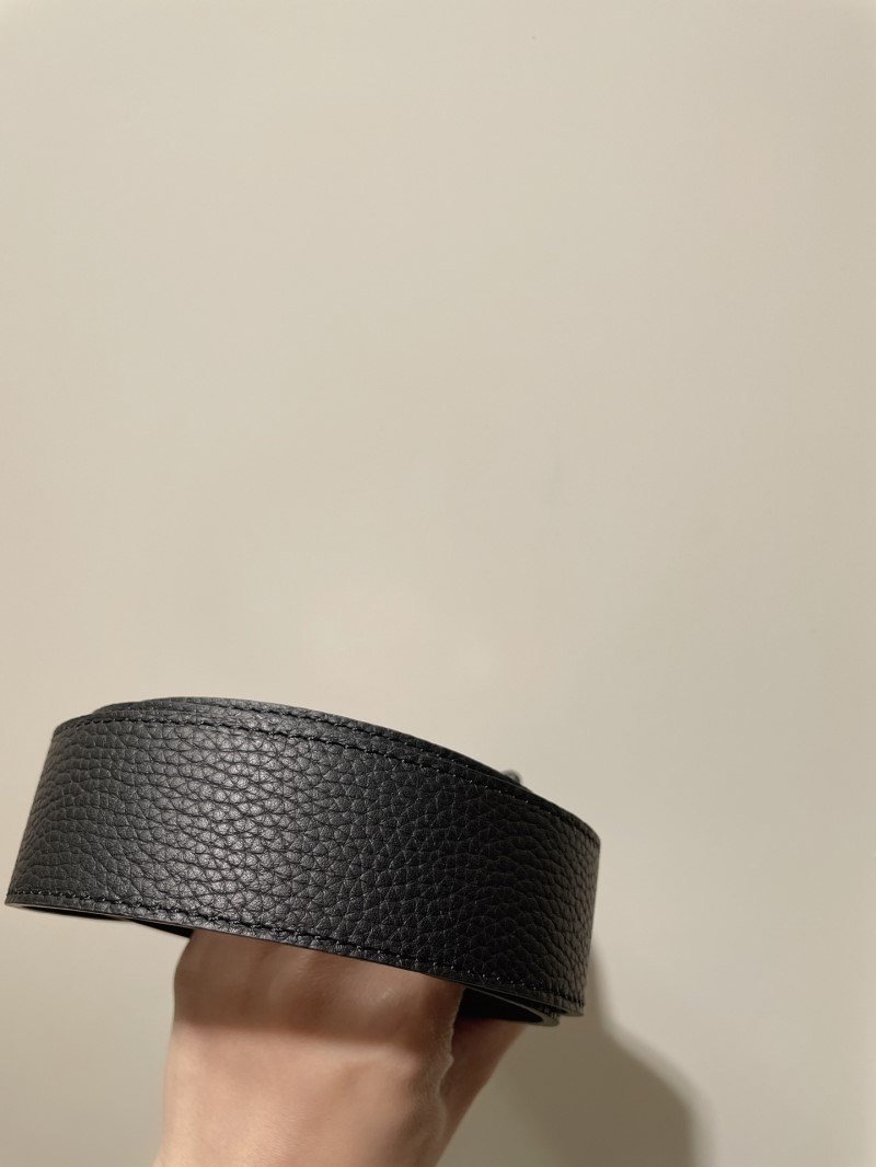 F**di belts